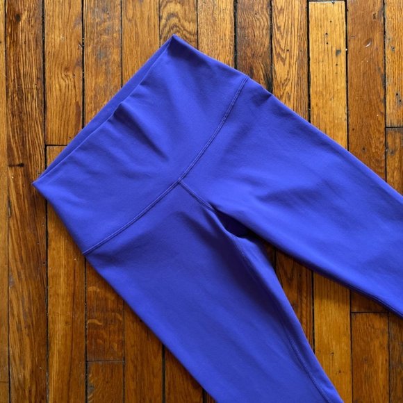 Lululemon Women's Purple High Waist Carpi‎ Workout Running Yoga Pants Leggings. - Picture 2 of 7